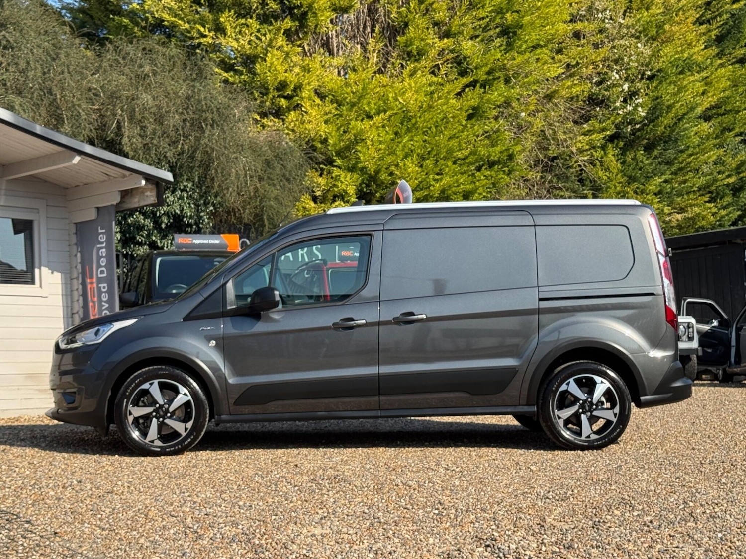 Used Ford Transit Connect 2024 for sale - 77958100: Photo 2