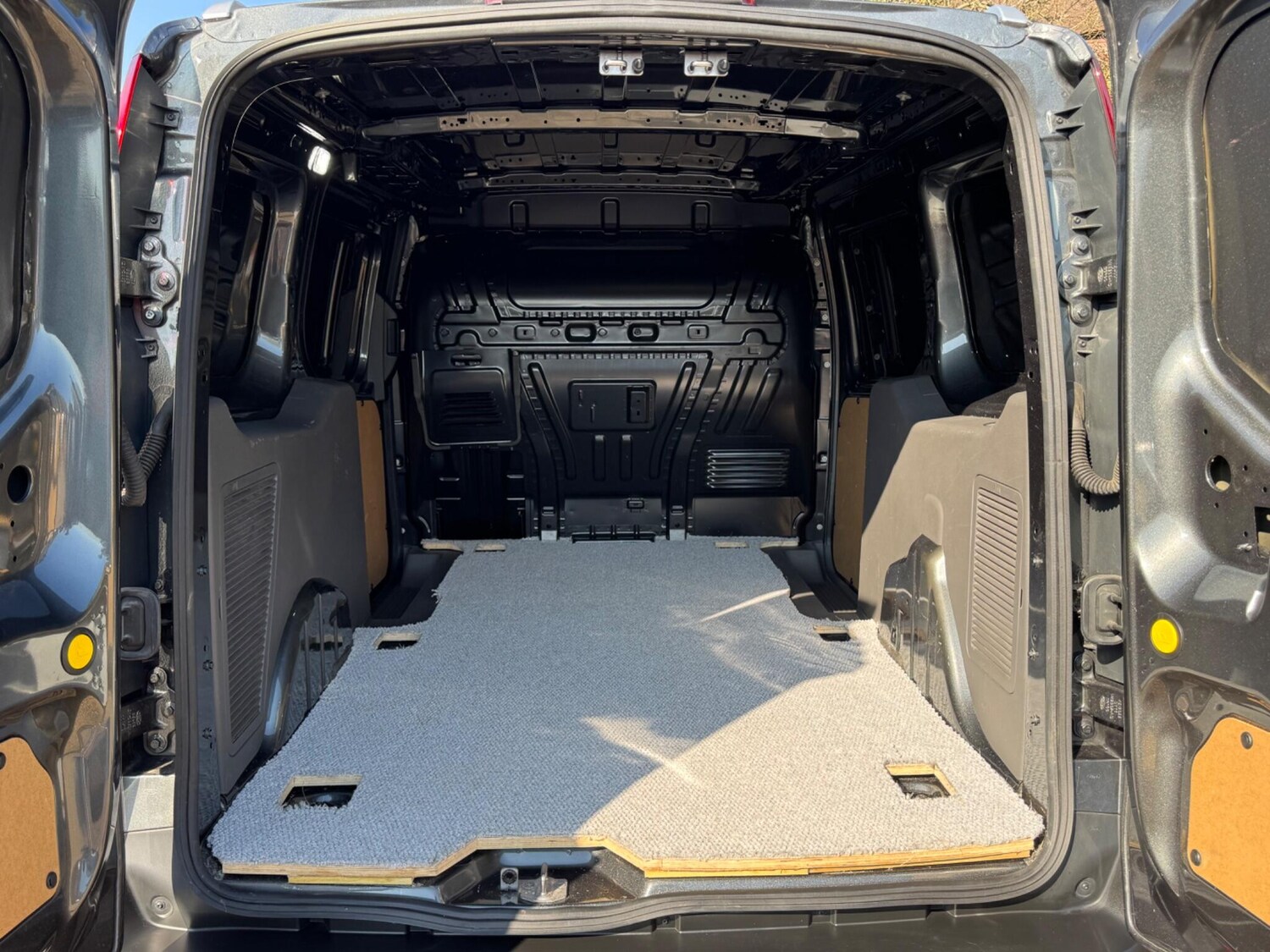 Used Ford Transit Connect 2024 for sale - 77958100: Photo 24