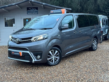 Used Toyota PROACE CITY Verso 2018 for sale - 76936473: Photo