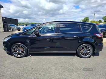 Used Ford S-Max 2017 for sale - 79084436: Photo