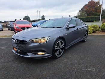 Used Vauxhall Insignia 2018 for sale - 76240594: Photo 2