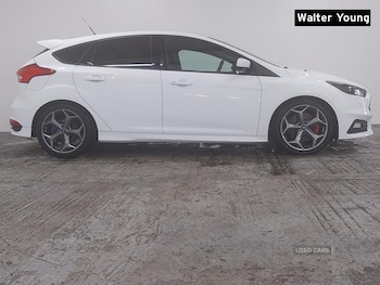 Used Ford Focus 2015 for sale - 76359590: Photo