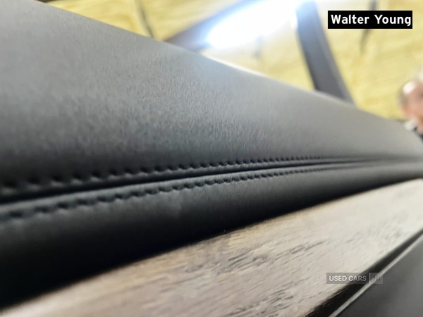 Used Land Rover Discovery 2017 for sale - 77359402: Photo 8