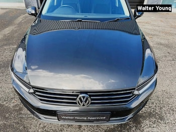 Used Volkswagen Passat 2017 for sale - 77613393: Photo