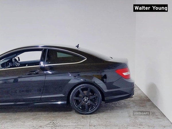 Used Mercedes-Benz C-Class 2012 for sale - 76215864: Photo 12