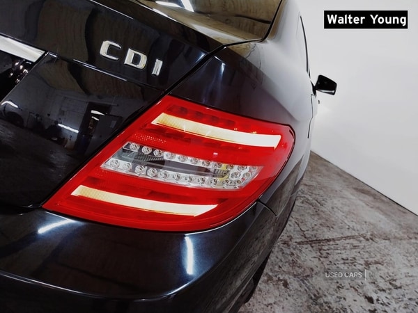 Used Mercedes-Benz C-Class 2012 for sale - 76215864: Photo 18