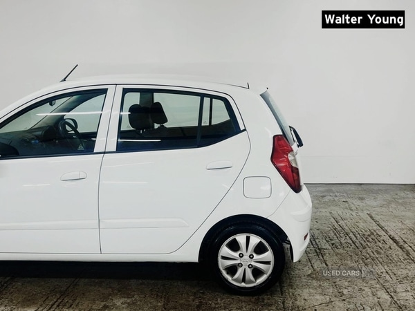 Used Hyundai i10 2011 for sale - 76359538: Photo 10