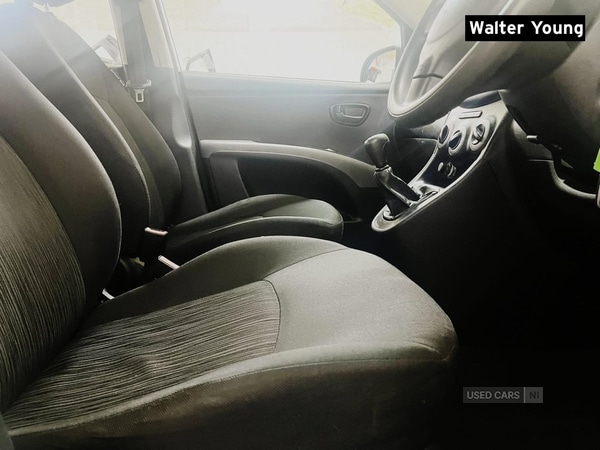 Used Hyundai i10 2011 for sale - 76359538: Photo 23