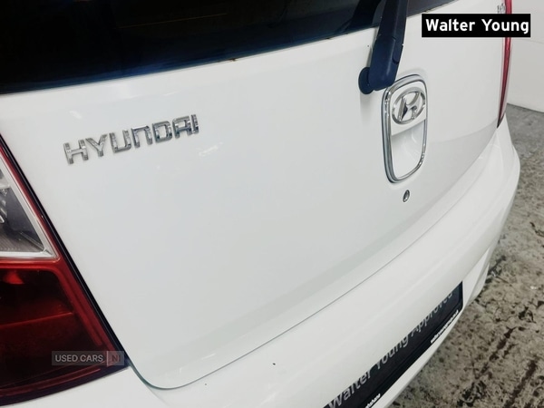 Used Hyundai i10 2011 for sale - 76359538: Photo 6