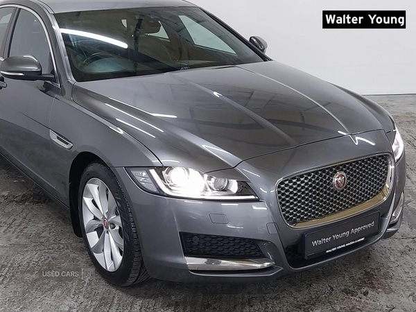Used Jaguar XF 2017 for sale - 77884097: Photo 2