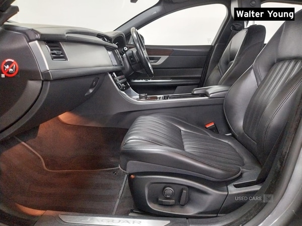 Used Jaguar XF 2017 for sale - 77884097: Photo 29