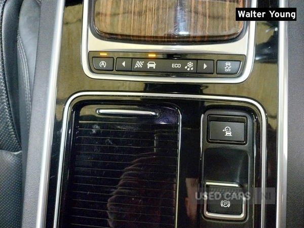 Used Jaguar XF 2017 for sale - 77884097: Photo 33