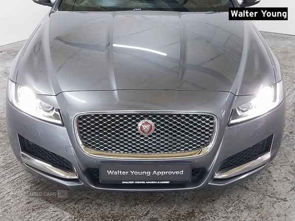 Used Jaguar XF 2017 for sale - 77884097: Photo 5
