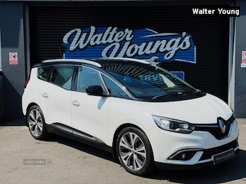 Used Renault Grand Scenic 2017 for sale - 79256700: Photo