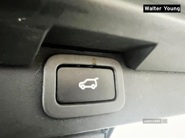 Used Land Rover Discovery 2017 for sale - 76371790: Photo 27