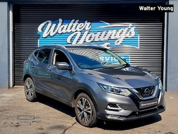 Used Nissan Qashqai 2017 for sale - 78742472: Photo