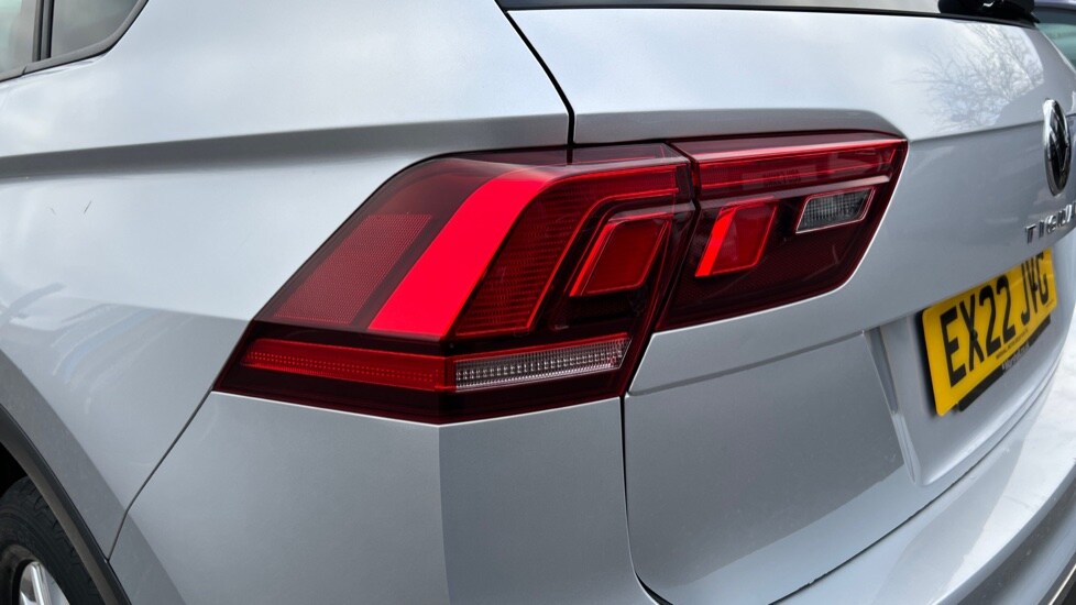 Used Volkswagen Tiguan 2022 for sale - 76640356: Photo 43