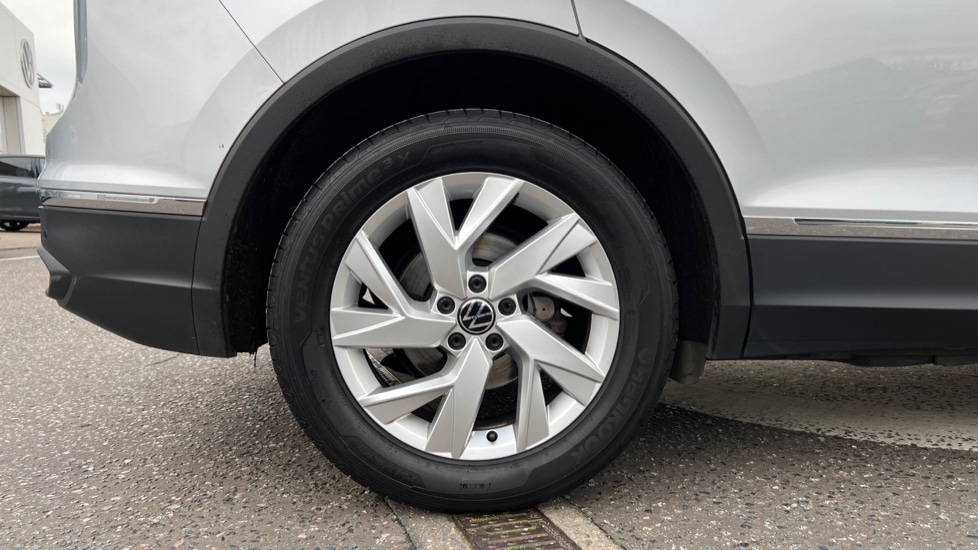 Used Volkswagen Tiguan 2022 for sale - 76640356: Photo 5