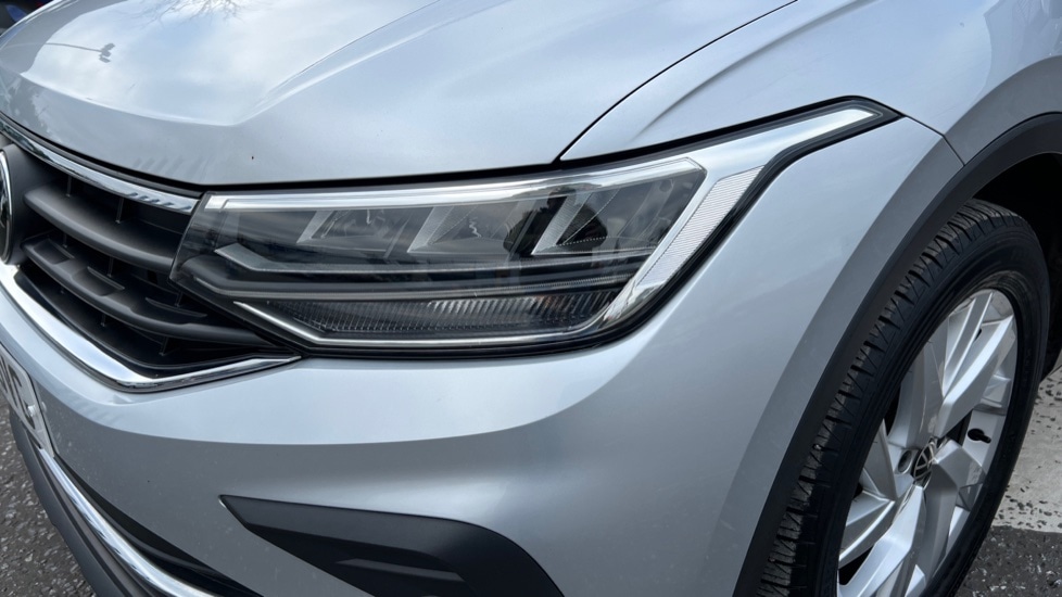 Used Volkswagen Tiguan 2022 for sale - 76640356: Photo 50