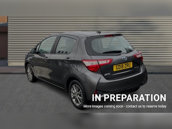 Used Toyota Yaris 2018 for sale - 76438032: Photo