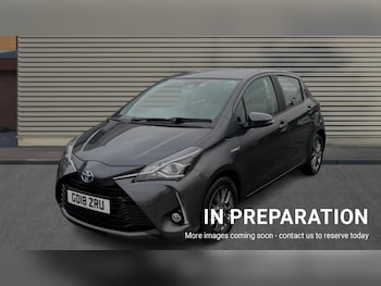 Used Toyota Yaris 2018 for sale - 76438032: Photo