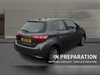 Used Toyota Yaris 2018 for sale - 76438032: Photo