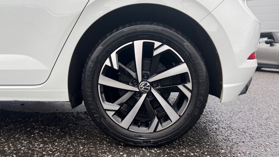 Used Volkswagen Polo 2024 for sale - 76870501: Photo 19