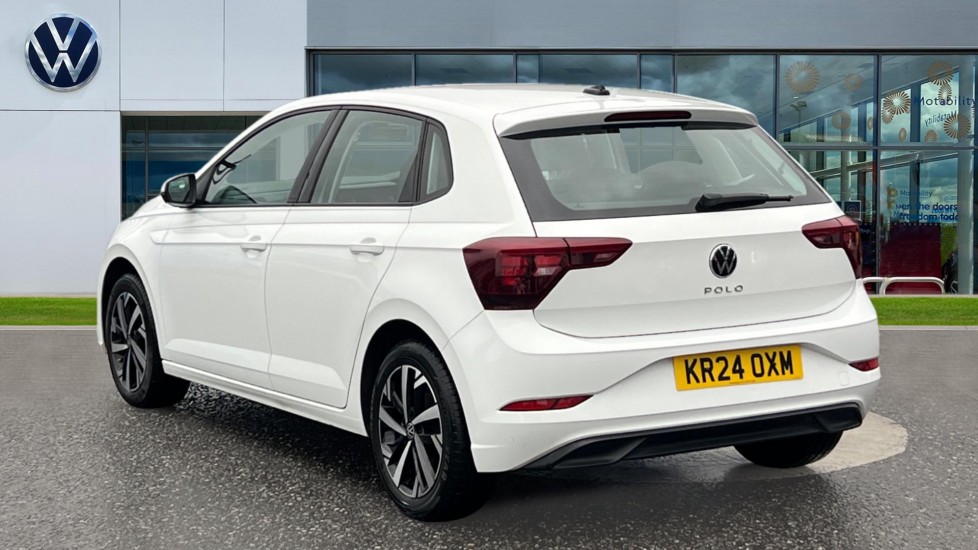Used Volkswagen Polo 2024 for sale - 76870501: Photo 3