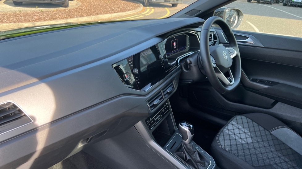 Used Volkswagen Taigo 2025 for sale - 76868425: Photo 2