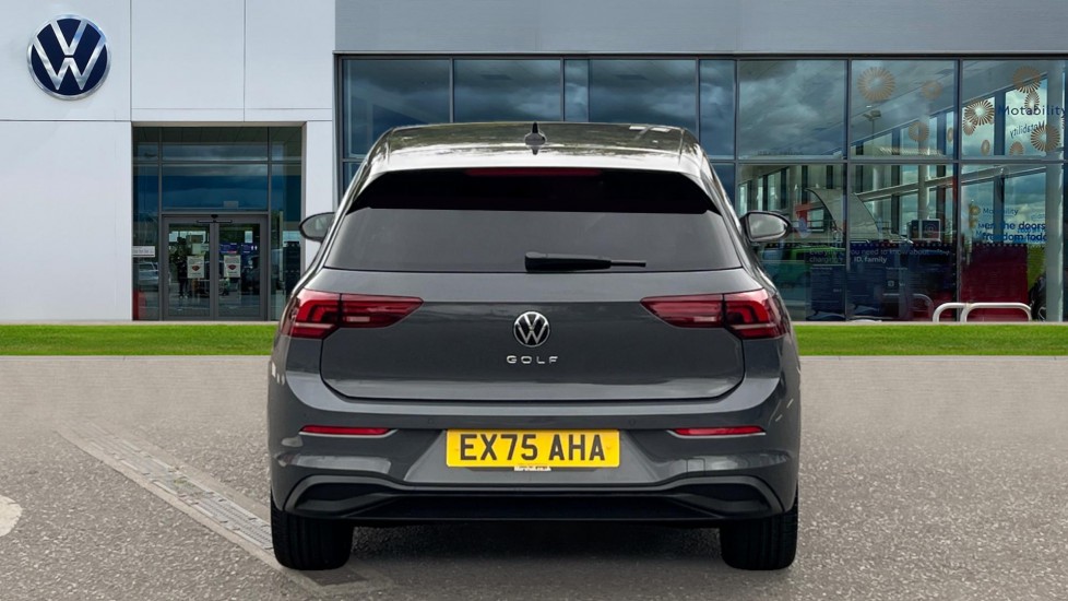 Used Volkswagen Golf 2025 for sale - 76870597: Photo 11
