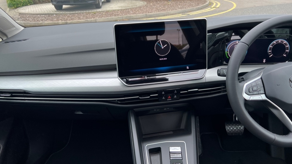 Used Volkswagen Golf 2025 for sale - 76870597: Photo 13