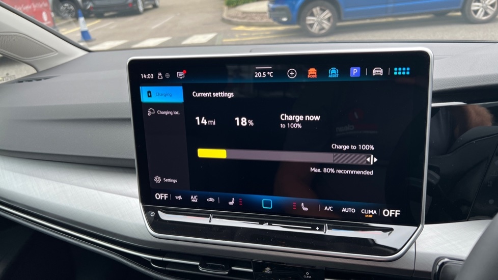 Used Volkswagen Golf 2025 for sale - 76870597: Photo 24