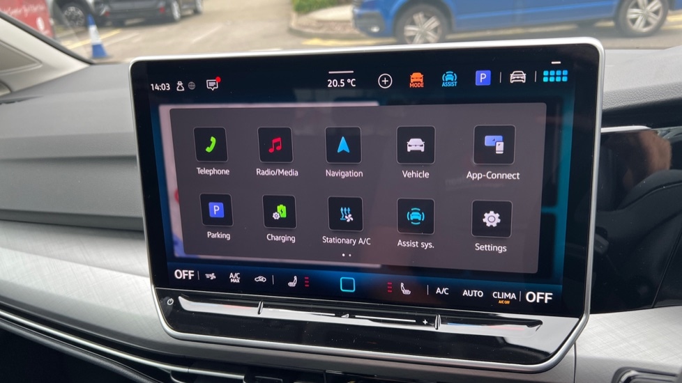 Used Volkswagen Golf 2025 for sale - 76870597: Photo 25