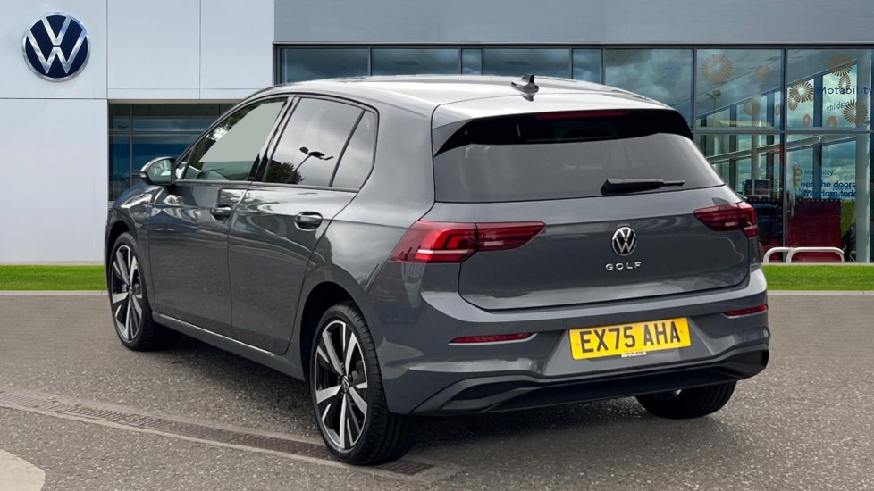 Used Volkswagen Golf 2025 for sale - 76870597: Photo 3