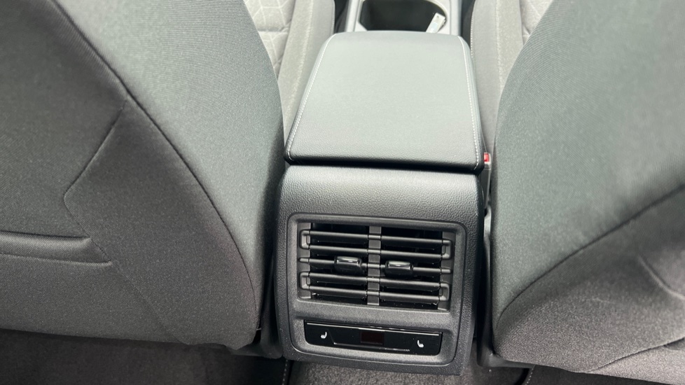 Used Volkswagen Golf 2025 for sale - 76870597: Photo 34