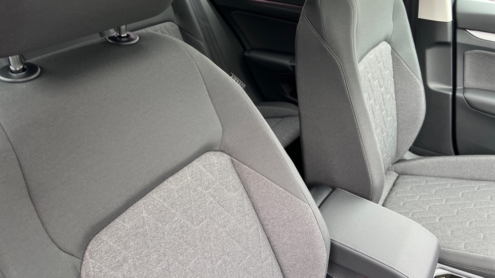 Used Volkswagen Golf 2025 for sale - 76870597: Photo 35