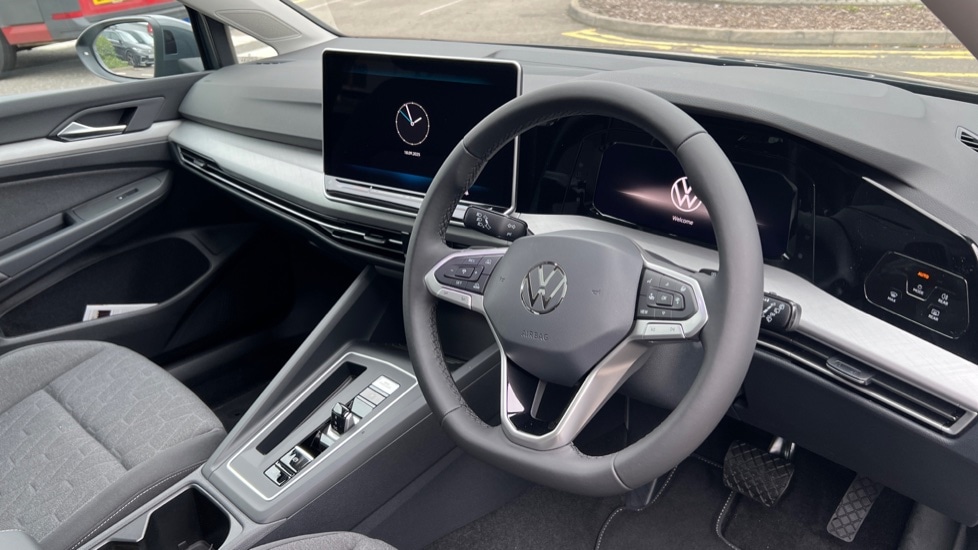 Used Volkswagen Golf 2025 for sale - 76870597: Photo 6