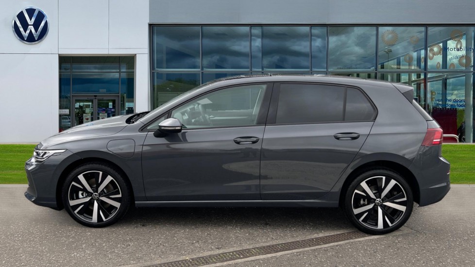 Used Volkswagen Golf 2025 for sale - 76870597: Photo 9