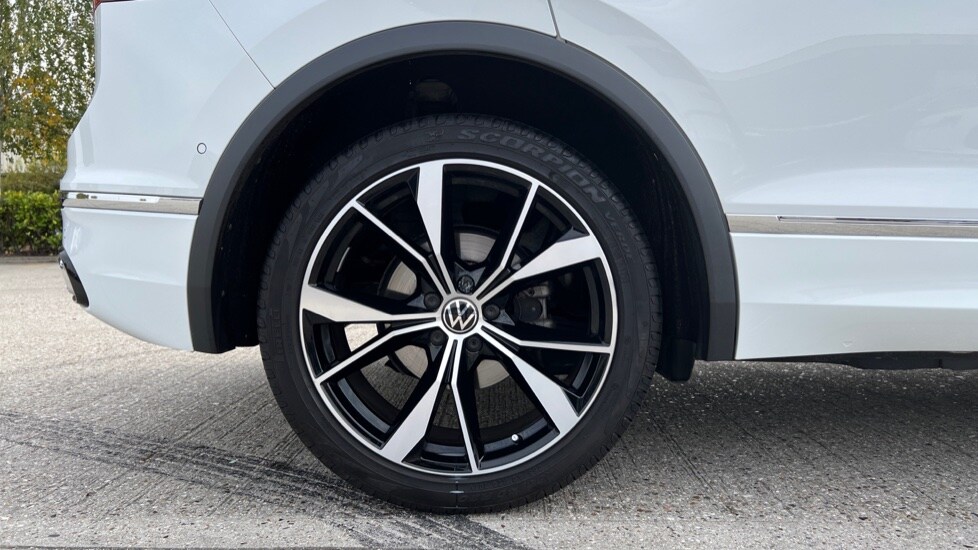 Used Volkswagen Tiguan 2023 for sale - 76312318: Photo 5