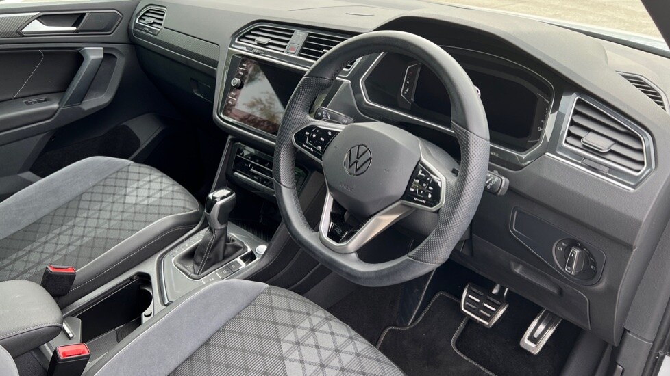 Used Volkswagen Tiguan 2023 for sale - 76312318: Photo 6