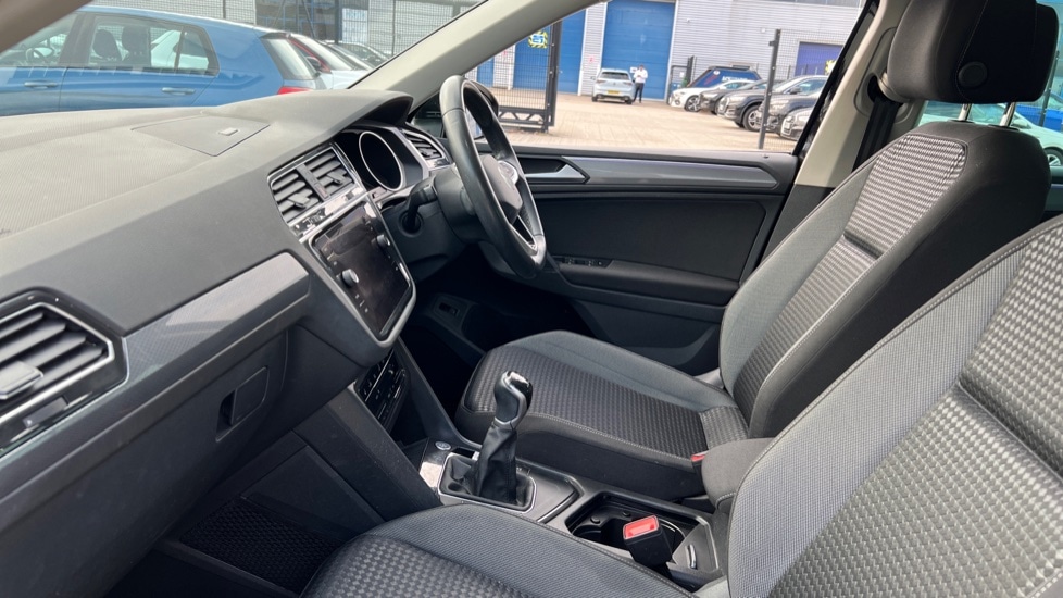 Used Volkswagen Tiguan 2022 for sale - 76168658: Photo 28