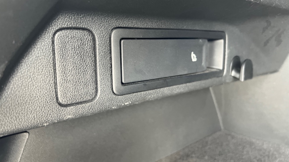 Used Volkswagen Tiguan 2022 for sale - 76168658: Photo 57