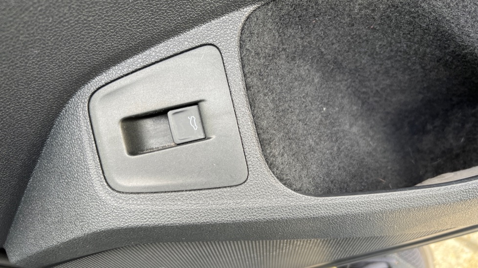 Used Volkswagen Tiguan 2022 for sale - 76168658: Photo 86