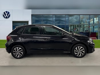 Used Volkswagen Polo 2023 for sale - 76660711: Photo