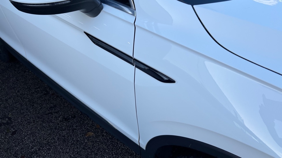 Used Volkswagen Tiguan 2021 for sale - 76872262: Photo 49