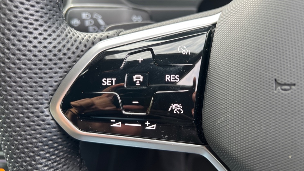 Used Volkswagen Tiguan 2023 for sale - 76079256: Photo 31