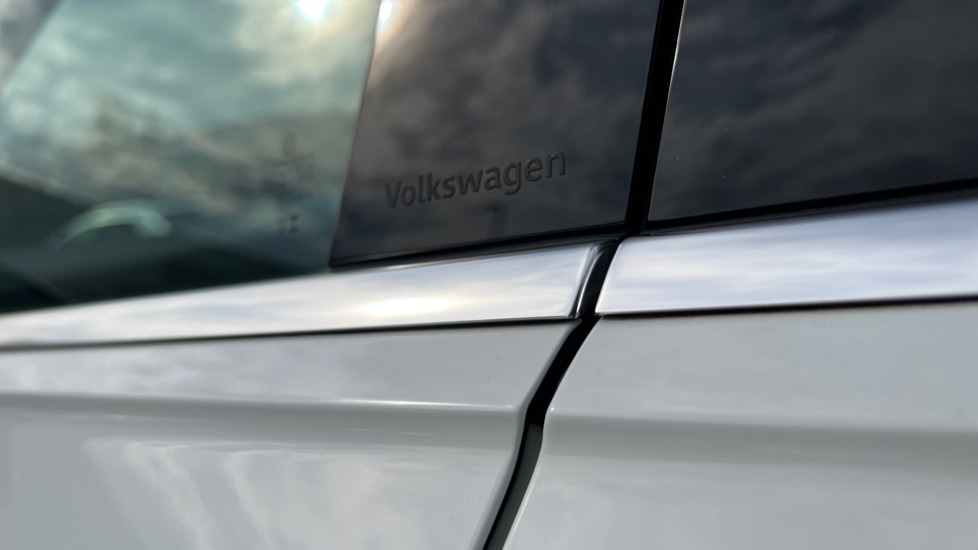 Used Volkswagen Tiguan 2023 for sale - 76079256: Photo 70