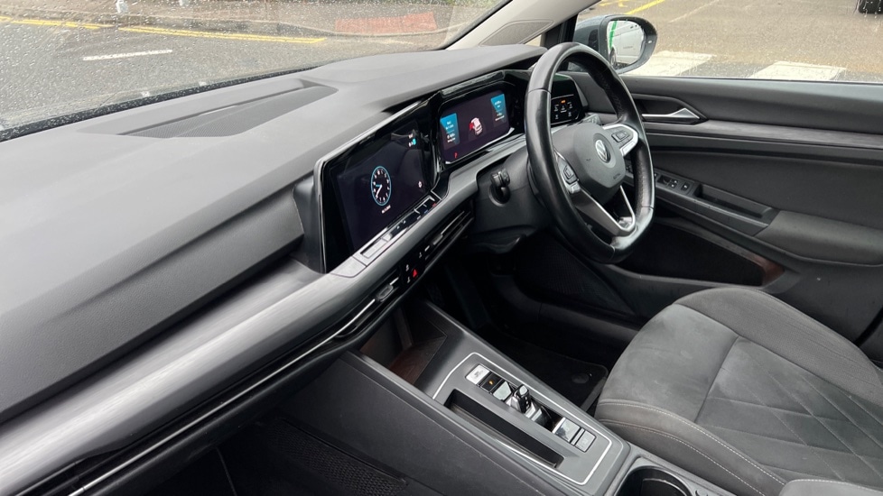 Used Volkswagen Golf 2020 for sale - 76717383: Photo 2