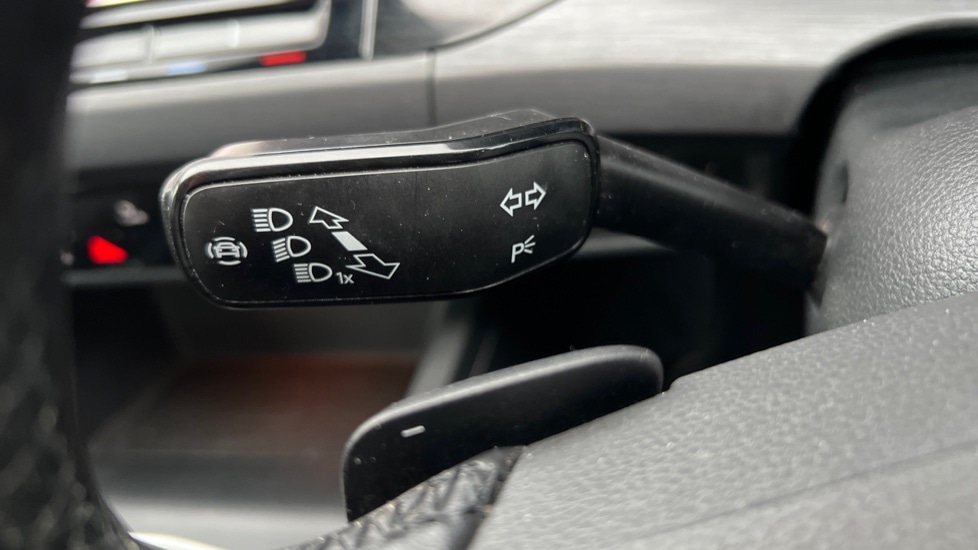 Used Volkswagen Golf 2020 for sale - 76717383: Photo 33