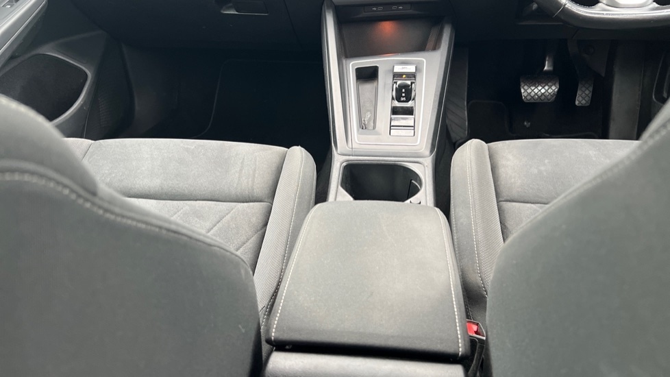 Used Volkswagen Golf 2020 for sale - 76717383: Photo 34